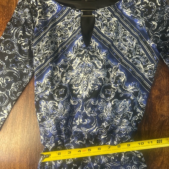 White House Black Market Women SZ S Blue White Paisley Waist Tie Belt - Picture 7 of 9